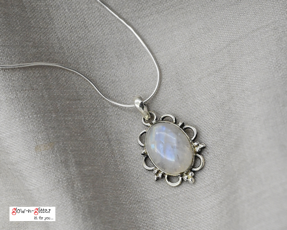 STERLING SILVER & MOONSTONE NECKLACE - Image 2