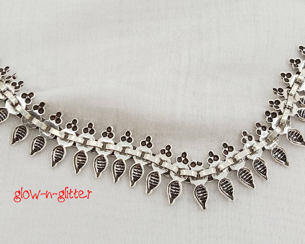 STERLING SILVER FLORAL NECKLACE - Image 2