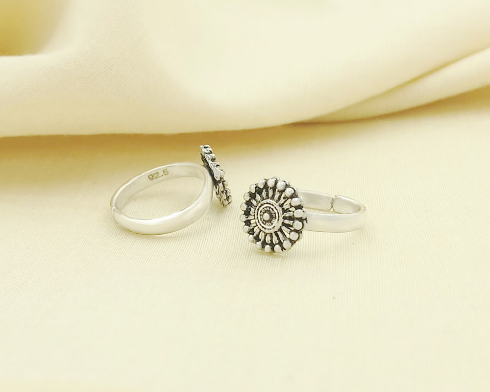 <span style="color: #808080;">STERLING SILVER LACE TOERINGS </span> - Image 2