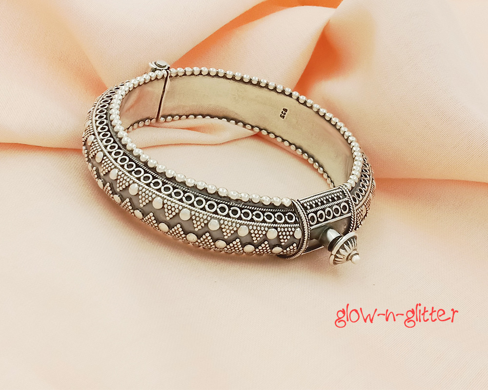 STERLING SILVER STATEMENT BANGLE - Image 2