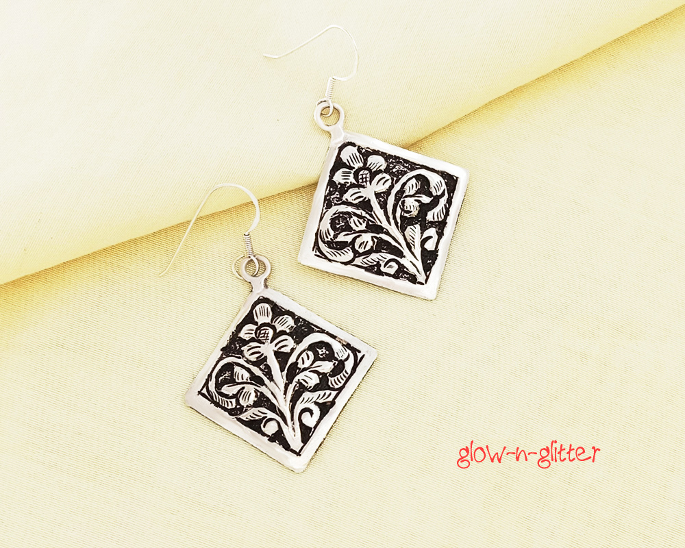 <span style="color: #808080;">STERLING SILVER CHITAI DROP EARRINGS </span> - Image 3