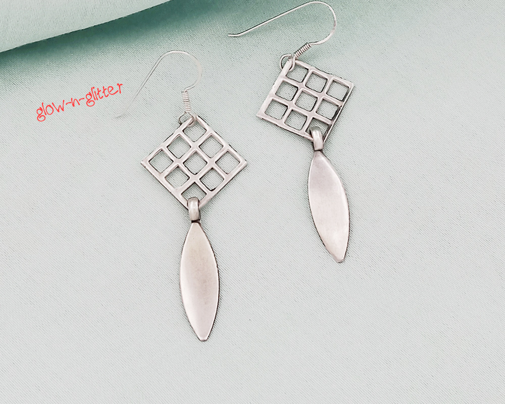 <span style="color: #808080;">STERLING SILVER DROP EARRINGS </span> - Image 4