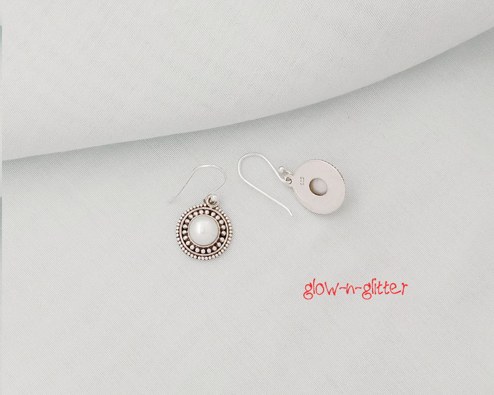 <span style="color: #808080;">STERLING SILVER PEARL DOT EARRINGS </span> - Image 2