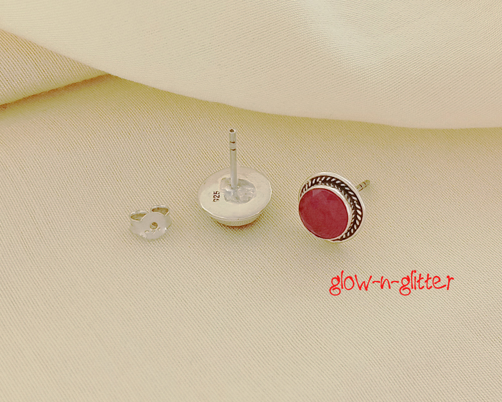 <span style="color: #808080;">STERLING SILVER RED SPOT STUD EARRINGS </span> - Image 2