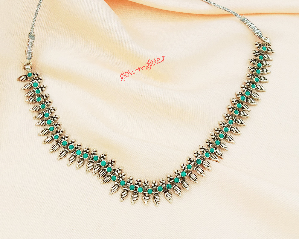 <span style="color: #808080;">STERLING SILVER & TURQUOISE NECKLACE </span> - Image 3